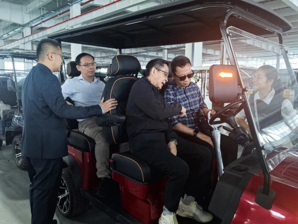 钱盈配 黔桂—东盟经贸合作交流会暨产业考察活动在贵阳举行